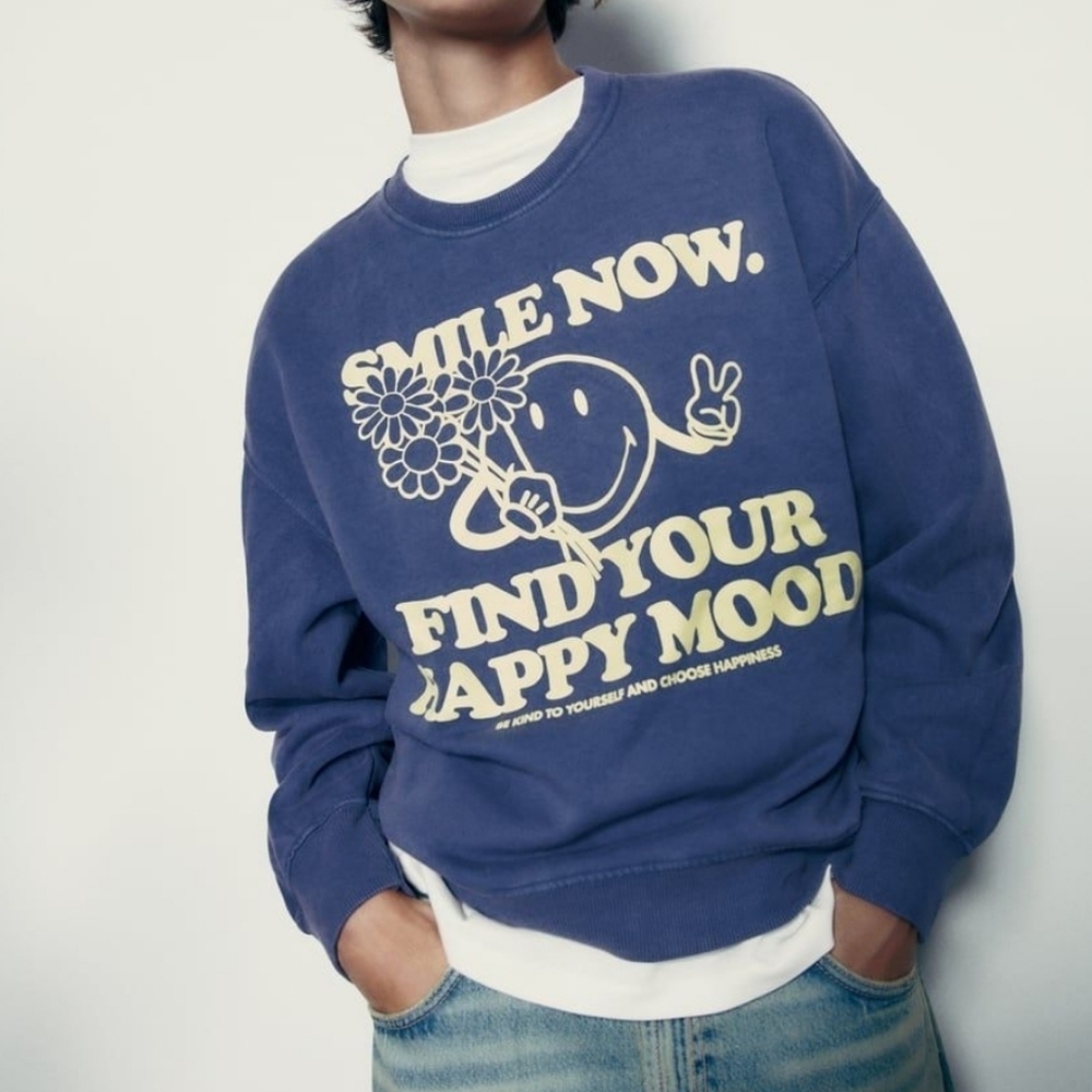 Zara Blue Crewneck Sweatshirt with Cream Graphic